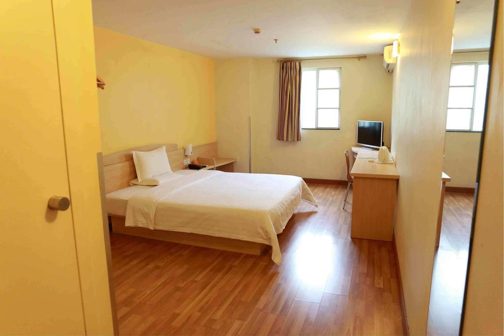 7Days Inn Foshan Coach Terminal Стая снимка